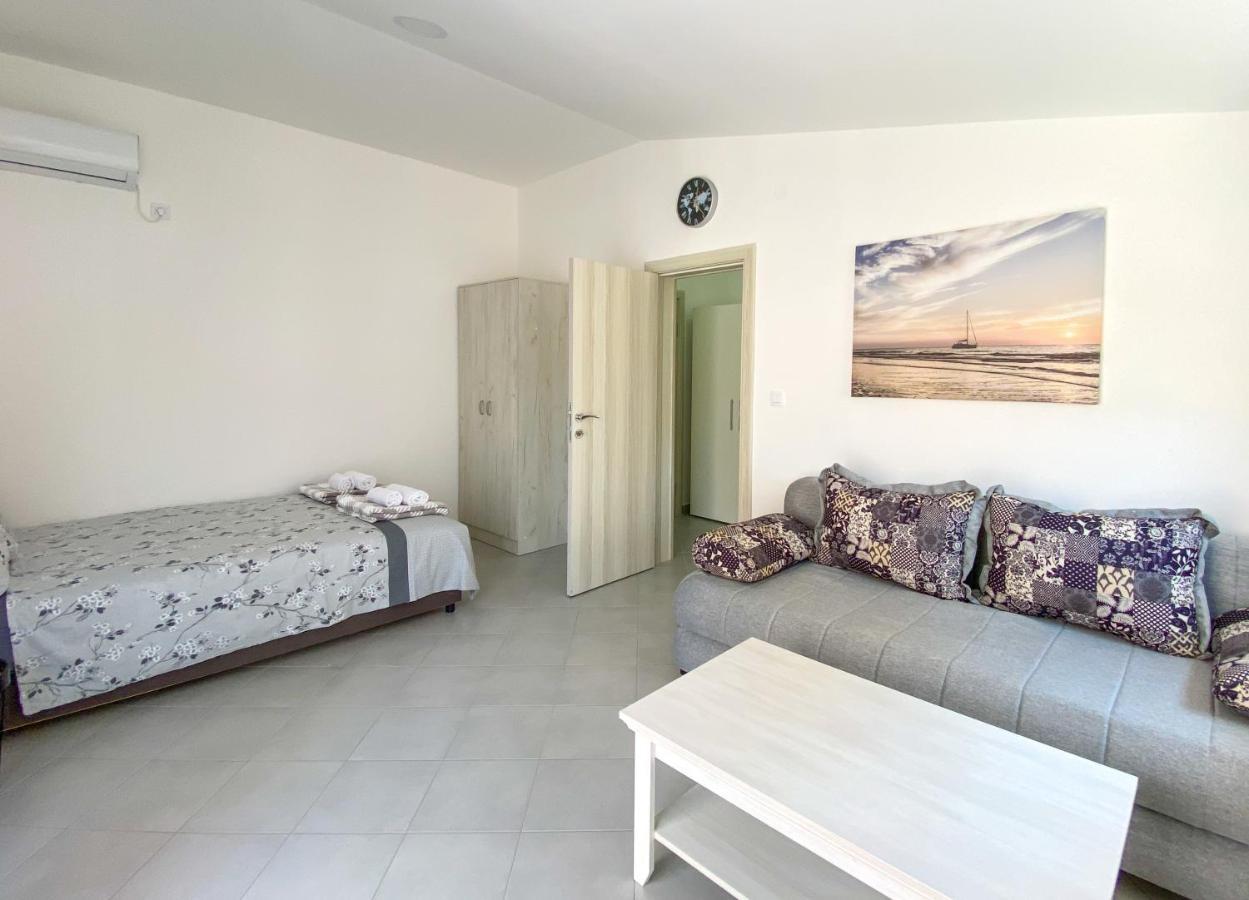 Apartments Monika Budva Luaran gambar