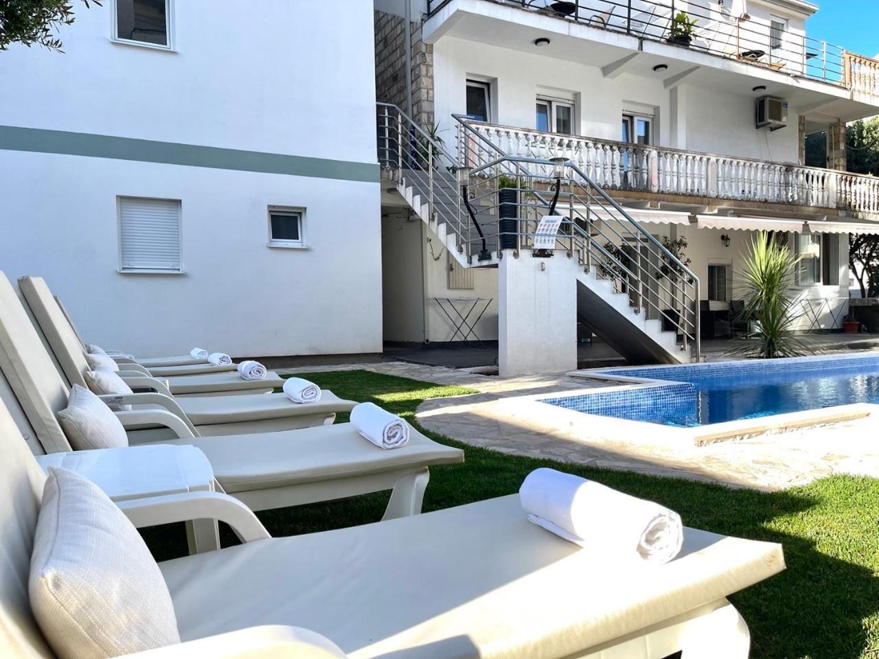 Apartments Monika Budva Luaran gambar